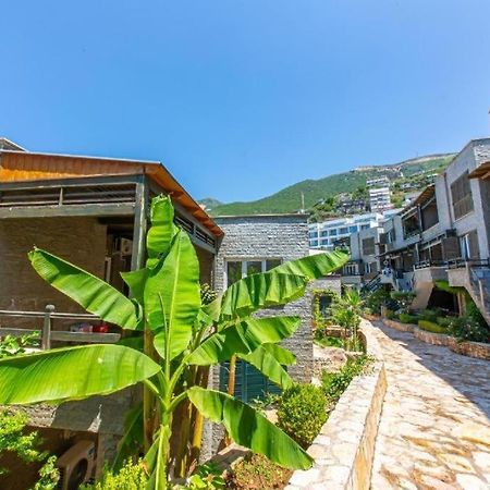 Vila Rina At Aquamarine Residence Vlorë Exteriör bild