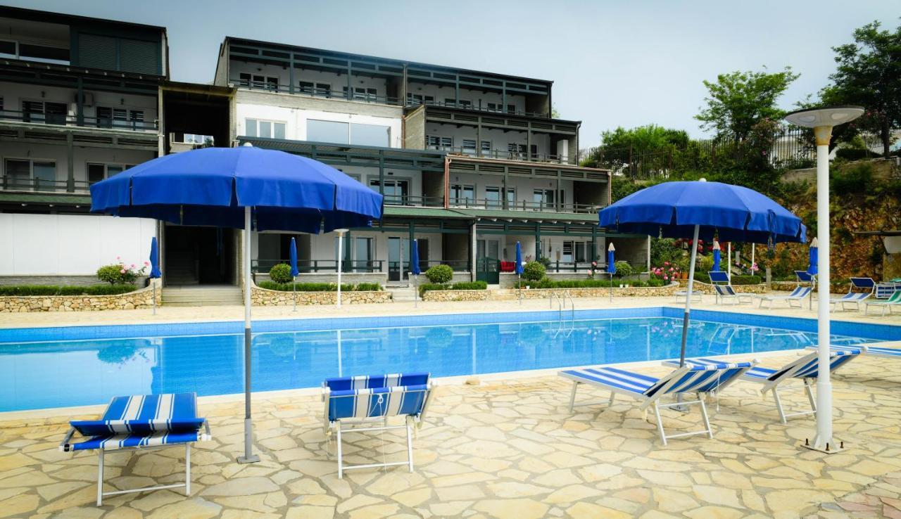 Vila Rina At Aquamarine Residence Vlorë Exteriör bild