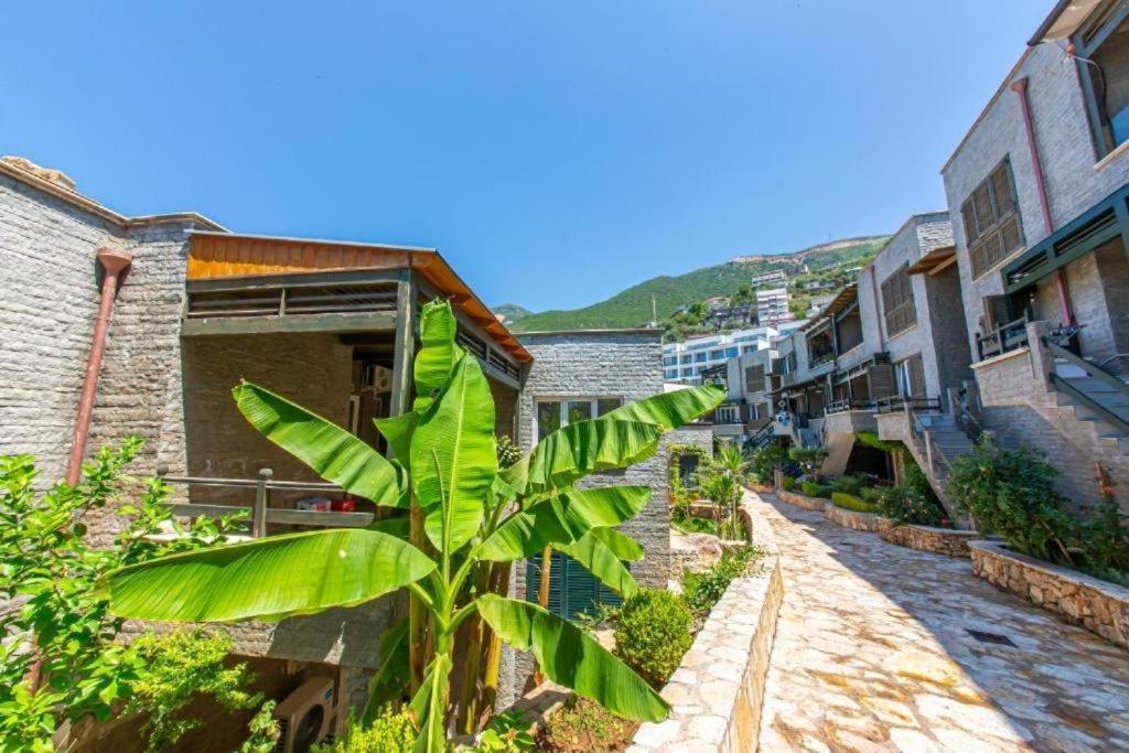 Vila Rina At Aquamarine Residence Vlorë Exteriör bild