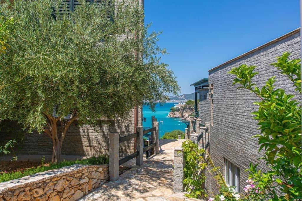 Vila Rina At Aquamarine Residence Vlorë Exteriör bild